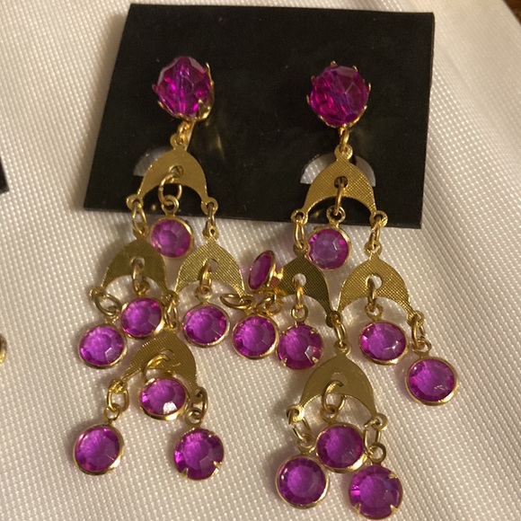 5 pairs of clip on earrings made in Hong Kong - Picture 6 of 6